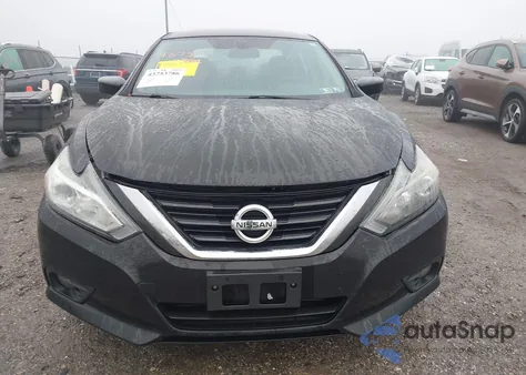 2017 Nissan Altima 2.5 Sr из США, поврежденный, VIN 1N4AL3AP7HC494561